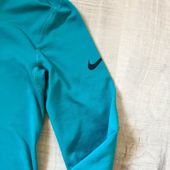 Nike Dri fit Half Zip Jacket - Picture 3 of 6